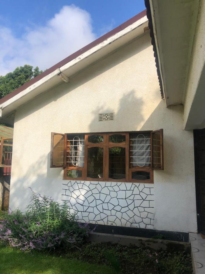 Bed and Breakfast Safari Adventures-House Arusha Exterior foto