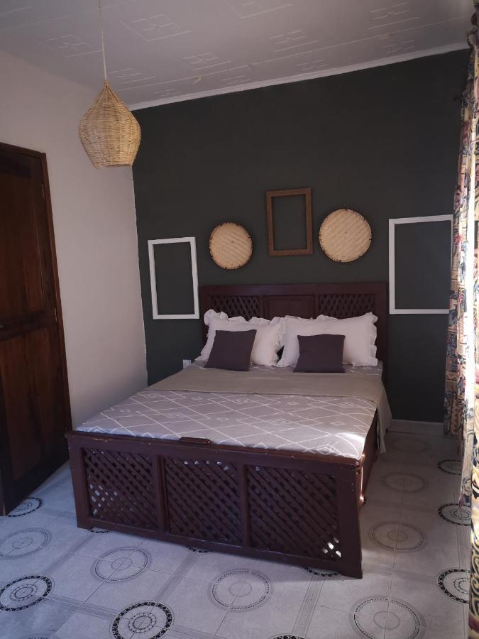 Bed and Breakfast Safari Adventures-House Arusha Exterior foto