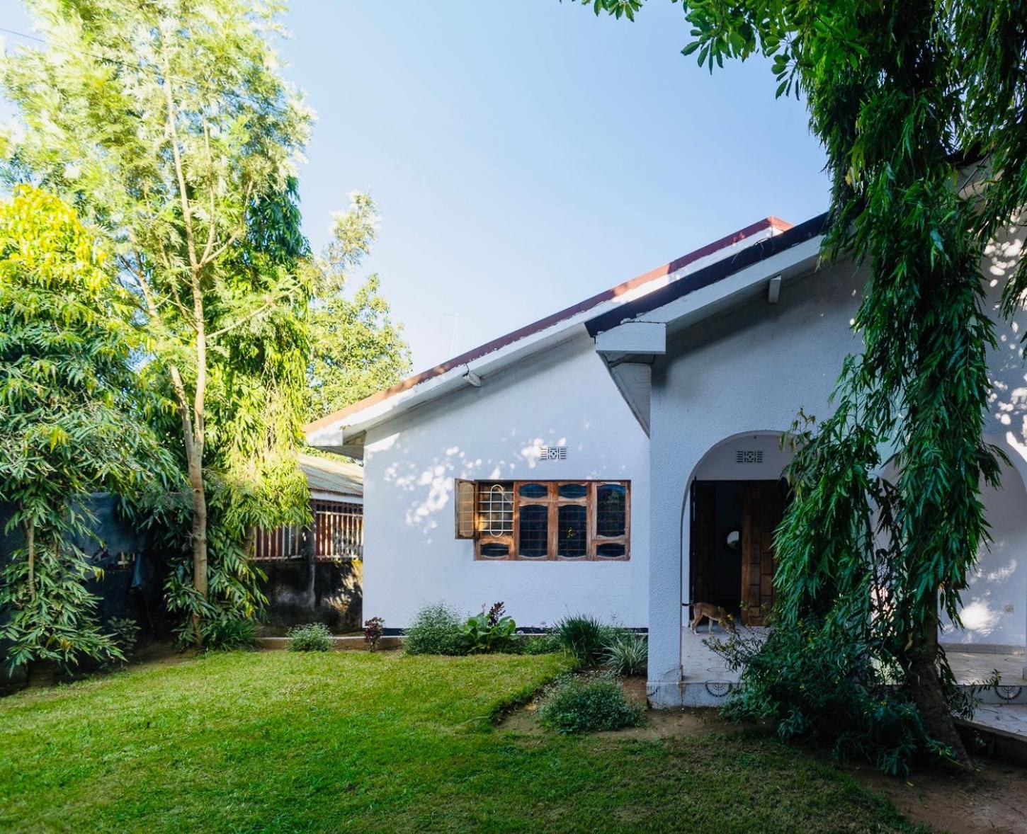 Bed and Breakfast Safari Adventures-House Arusha Exterior foto